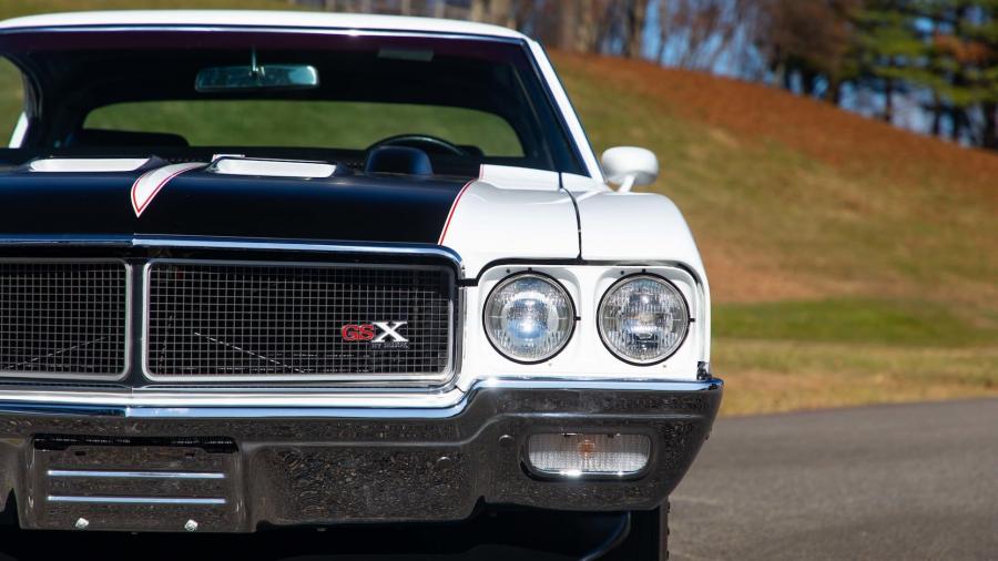Детали экстерьера Buick GSX 1970 года  (фото 18 из 20)